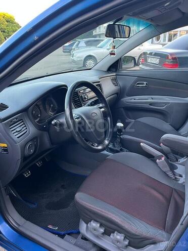 Kia Rio 2006, 338,000 km - 1.5 л - Qazax