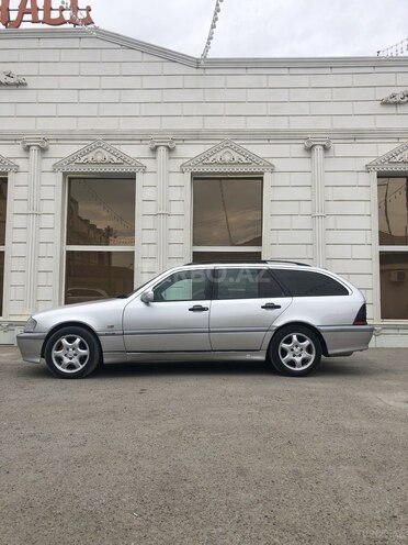 Mercedes C 220 1997, 287,000 km - 2.2 л - Bakı