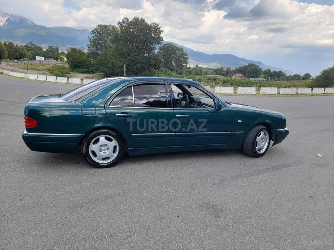 Mercedes E 220 1999, 559,000 km - 2.2 л - İsmayıllı