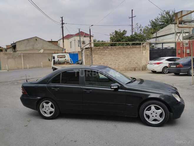 Mercedes C 220 2001, 420,000 km - 2.2 l - Bakı