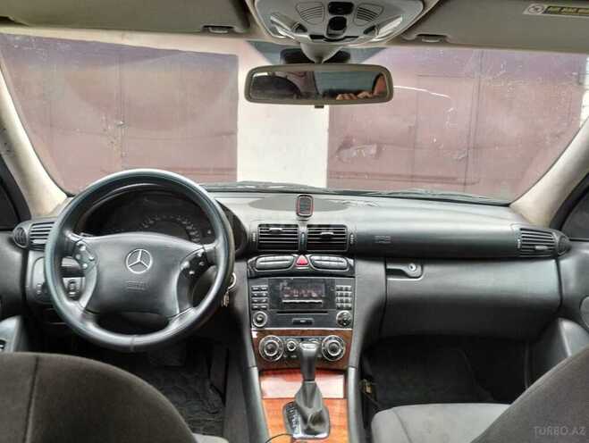 Mercedes C 220 2001, 420,000 km - 2.2 l - Bakı
