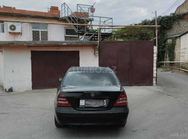 Mercedes C 220 2001, 420,000 km - 2.2 l - Bakı