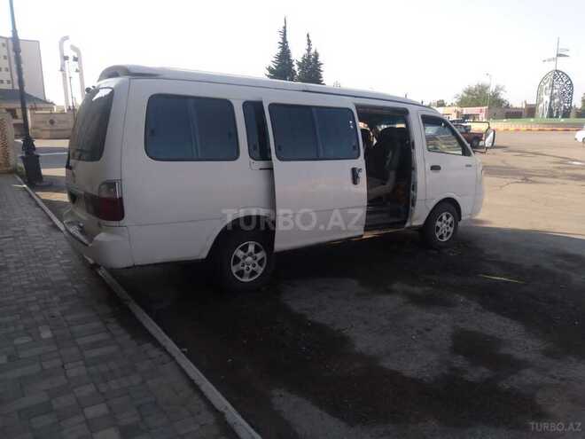 Kia Pregio 2005, 450,000 km - 3.0 l - Salyan