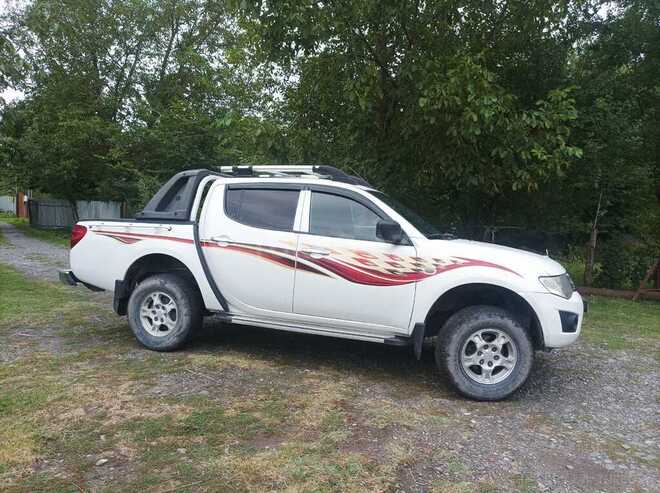 Mitsubishi L200 2010, 241,000 km - 2.5 l - Oğuz