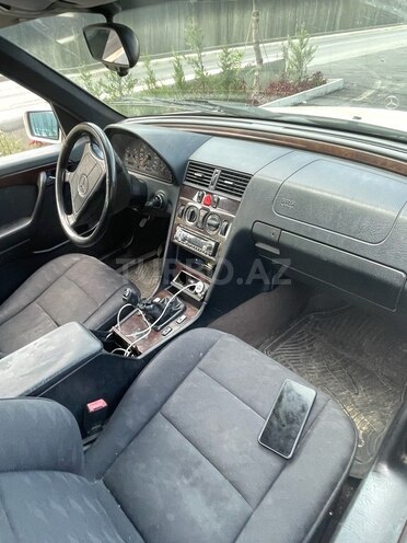 Mercedes C 180 1997, 297,000 km - 1.8 l - Bakı