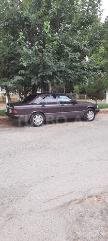 Mercedes 190 1991, 290,000 km - 2.0 l - Gəncə