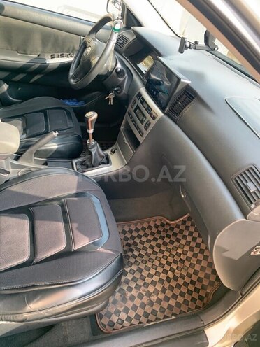 Toyota Corolla 2005, 159,000 km - 1.4 l - Bakı