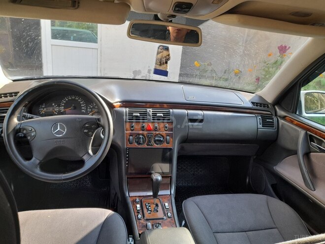 Mercedes E 240 2000, 240,000 km - 2.4 л - Bakı
