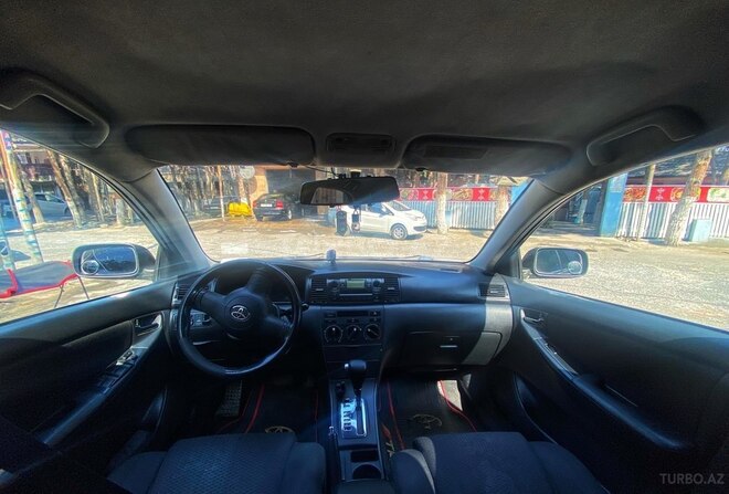 Toyota Corolla 2005, 320,000 km - 1.6 l - Bakı