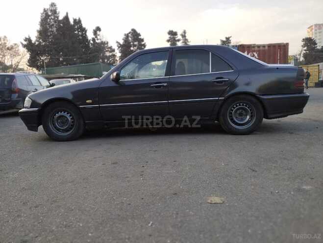 Mercedes C 220 1993, 410,000 km - 2.2 l - Bakı