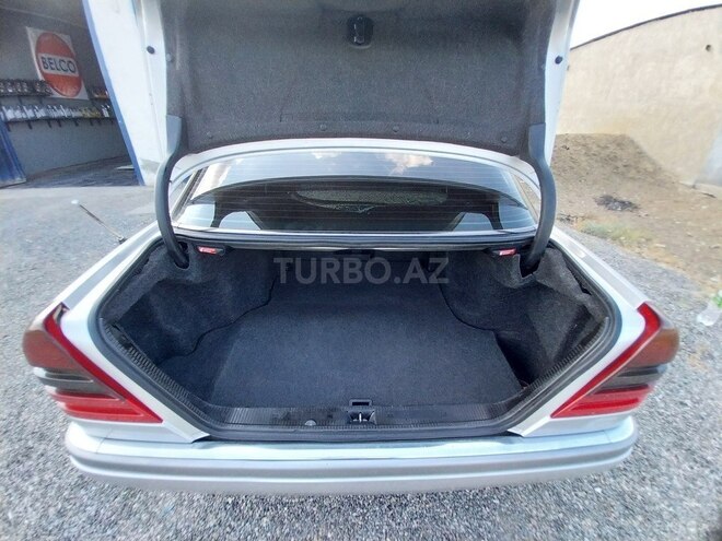 Mercedes C 180 1996, 418,000 km - 1.8 л - Yevlax