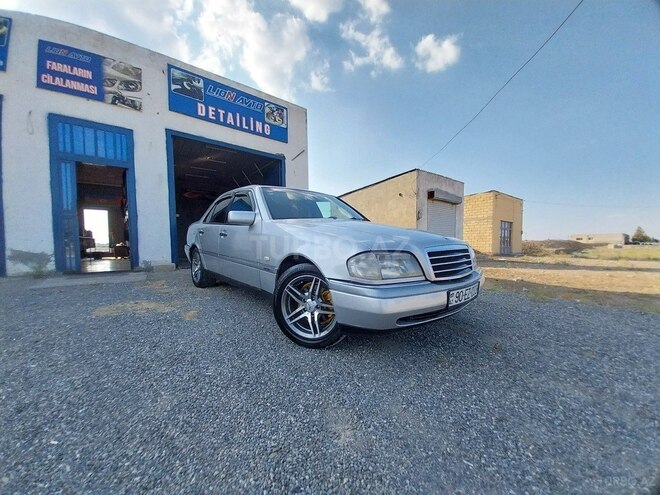 Mercedes C 180 1996, 418,000 km - 1.8 л - Yevlax