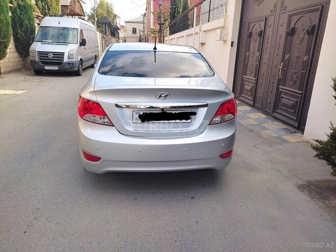 Hyundai Accent 2011, 215,000 km - 1.4 l - Bakı