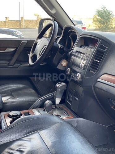Mitsubishi Pajero 2007, 187,215 km - 3.0 л - Bakı