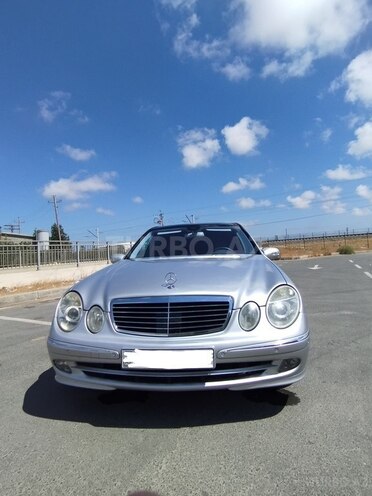 Mercedes E 240 2003, 323,500 km - 2.6 l - Bakı