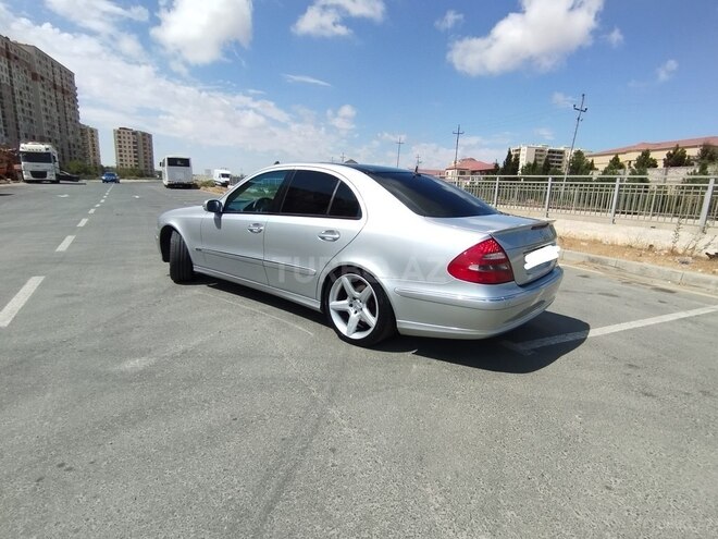 Mercedes E 240 2003, 323,500 km - 2.6 l - Bakı