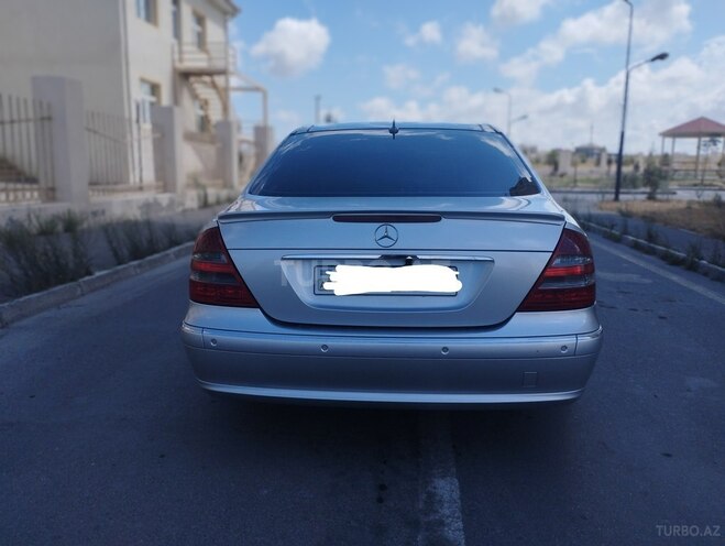 Mercedes E 240 2003, 323,500 km - 2.6 l - Bakı
