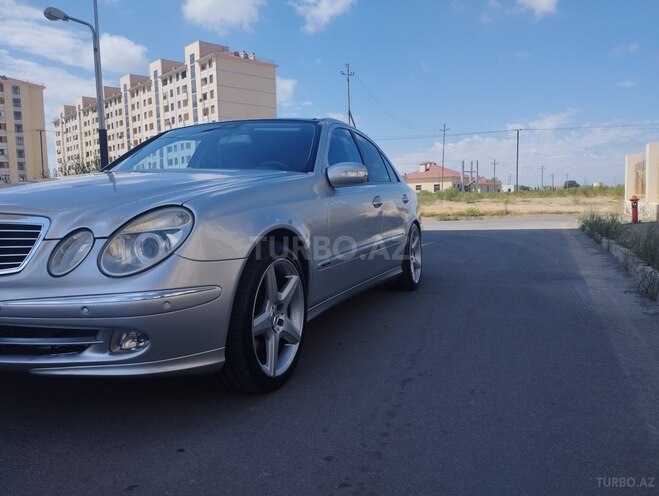 Mercedes E 240 2003, 323,500 km - 2.6 l - Bakı