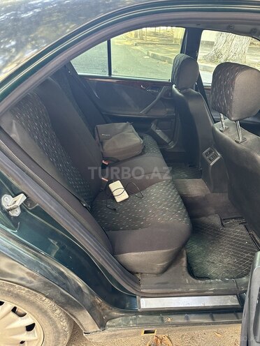 Mercedes E 220 2001, 700,000 km - 2.2 l - Mingəçevir