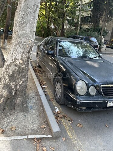 Mercedes E 220 2001, 700,000 km - 2.2 l - Mingəçevir