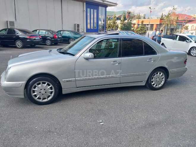 Mercedes E 220 2000, 352,000 km - 2.2 l - Bakı