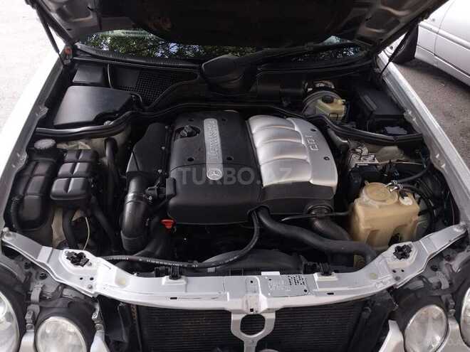Mercedes E 220 2000, 352,000 km - 2.2 l - Bakı