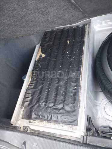 Mercedes E 220 2000, 352,000 km - 2.2 l - Bakı