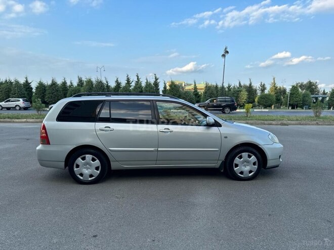 Toyota Corolla 2005, 241,000 km - 1.4 л - Bakı