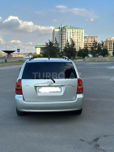 Toyota Corolla 2005, 241,000 km - 1.4 л - Bakı