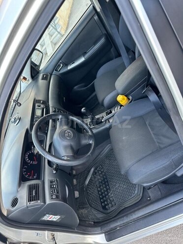 Toyota Corolla 2005, 241,000 km - 1.4 л - Bakı