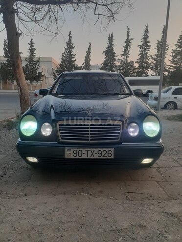 Mercedes E 240 1999, 374,913 km - 2.4 l - Kürdəmir