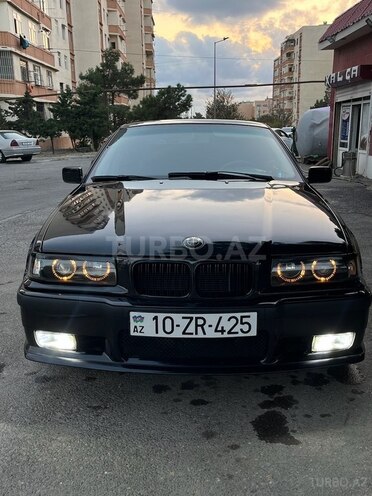 BMW 318 1994, 343,000 km - 1.8 l - Bakı