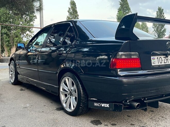 BMW 318 1994, 343,000 km - 1.8 l - Bakı