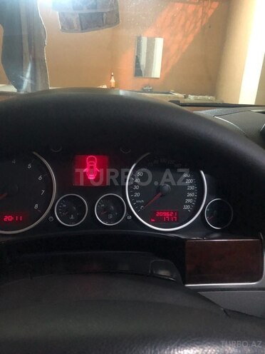 Volkswagen Touareg 2004, 209,621 km - 4.2 l - Bakı
