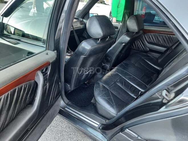 Mercedes C 220 1995, 265,000 km - 2.2 l - Bakı