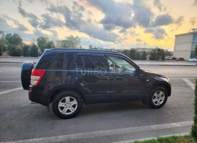 Suzuki Grand Vitara 2008, 157,000 km - 2.0 л - Bakı