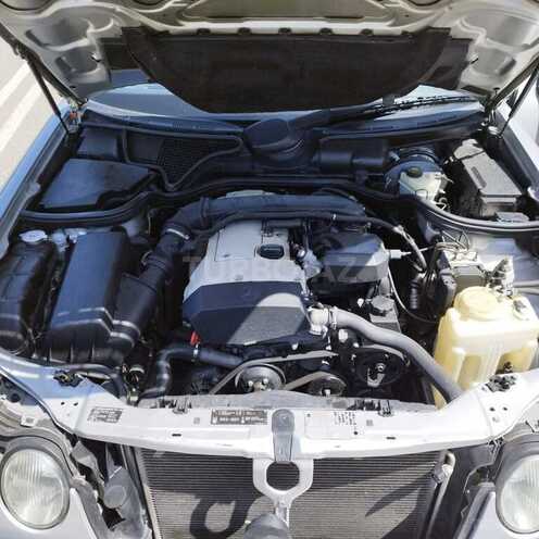 Mercedes E 200 1998, 229,000 km - 2.0 l - Bakı