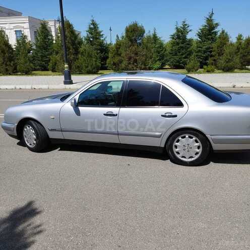 Mercedes E 200 1998, 229,000 km - 2.0 l - Bakı