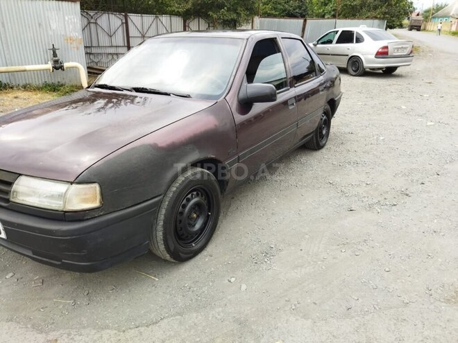 Opel Vectra 1991, 352,877 km - 1.8 l - Zaqatala