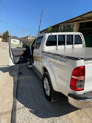 Toyota Hilux 2012, 350,000 km - 2.5 l - Bakı