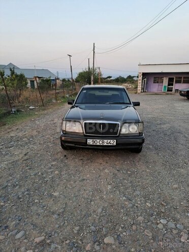 Mercedes E 200 1990, 692,050 km - 2.0 l - Ağstafa