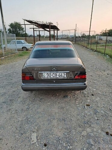 Mercedes E 200 1990, 692,050 km - 2.0 l - Ağstafa