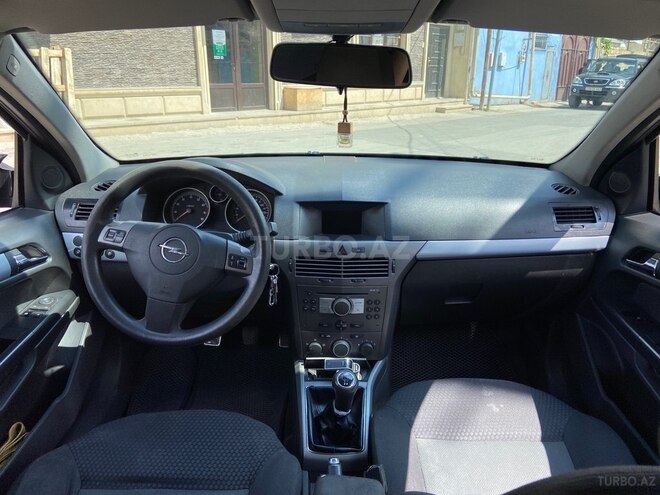 Opel Astra 2005, 255,000 km - 1.4 l - Bakı