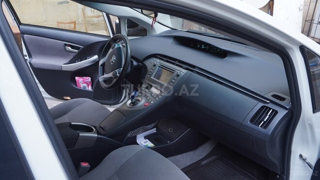 Toyota Prius 2014, 199,559 km - 1.8 л - Bakı