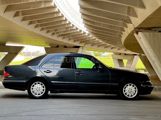 Mercedes E 270 2000, 325,217 km - 2.7 l - Bakı