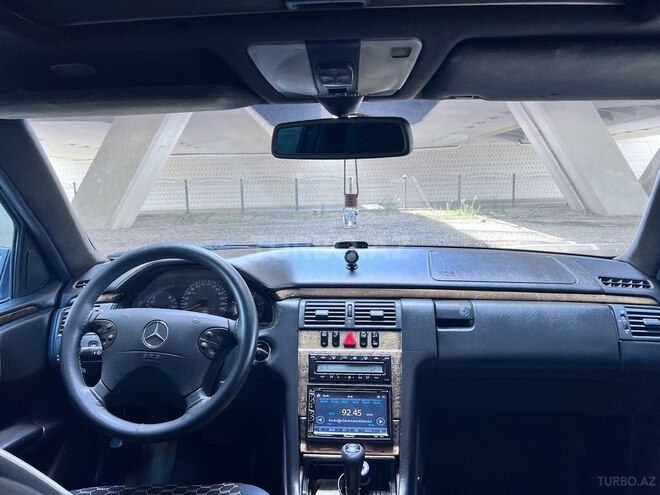 Mercedes E 270 2000, 325,217 km - 2.7 l - Bakı