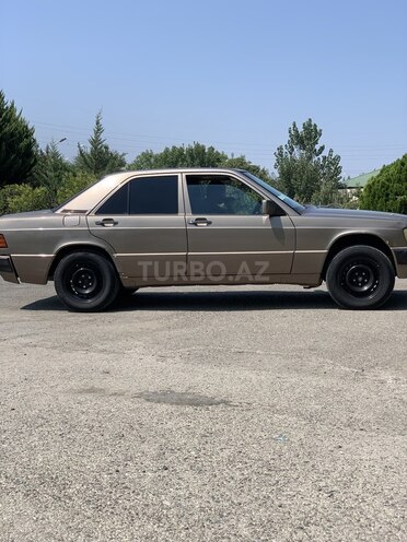 Mercedes 190 1989, 198,000 km - 2.0 l - Sabirabad