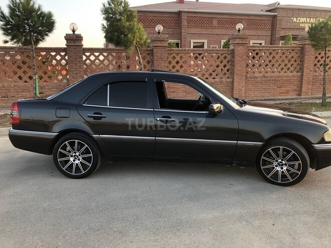 Mercedes C 180 1995, 492,000 km - 1.8 л - Bakı