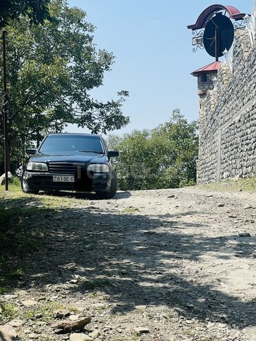 Mercedes C 180 1996, 300,000 km - 1.8 l - Zaqatala