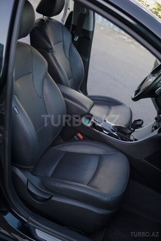 Hyundai Sonata 2014, 141,000 km - 2.0 l - Şəki